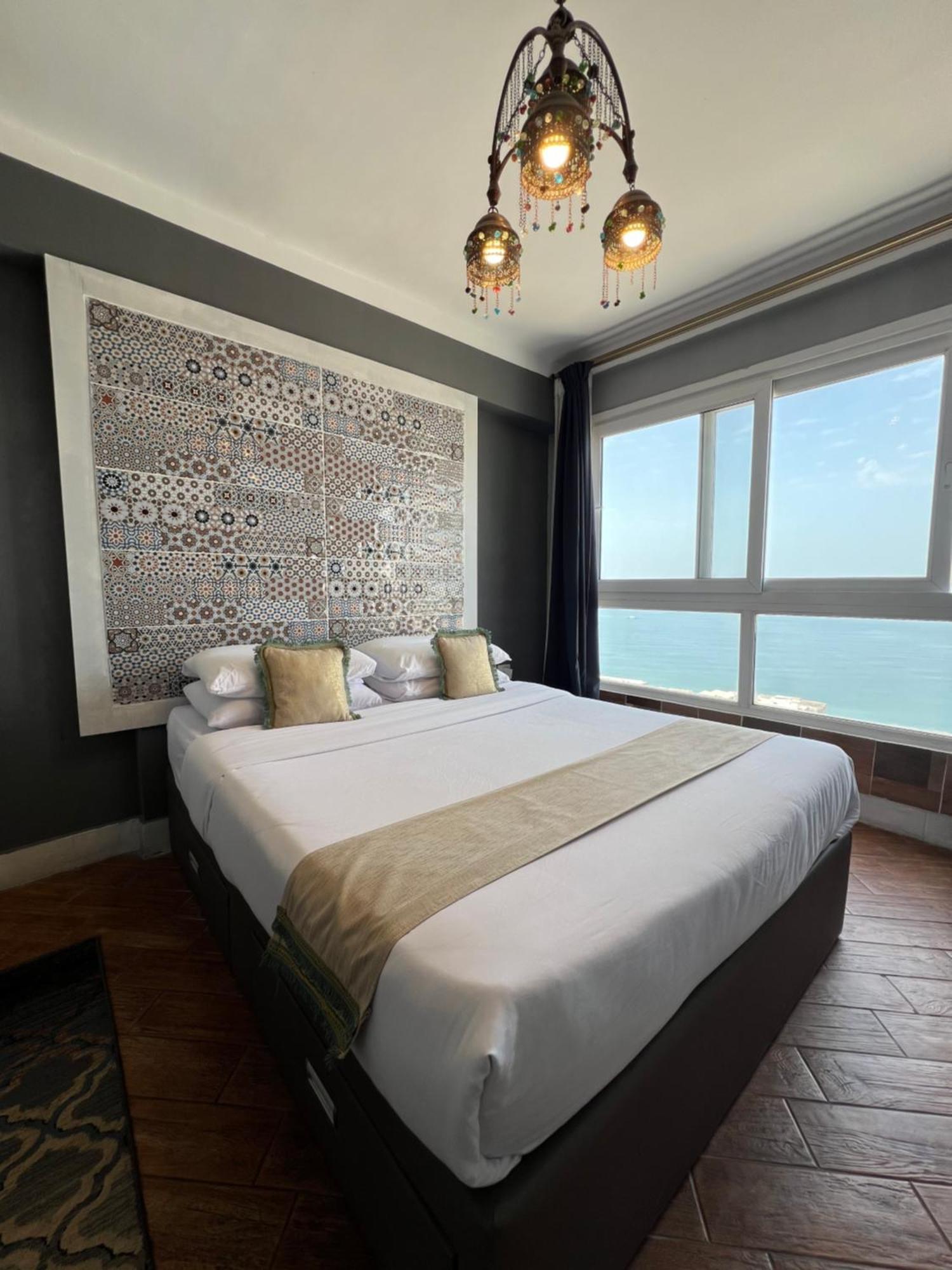 Downtown Sea View * Alexandria
